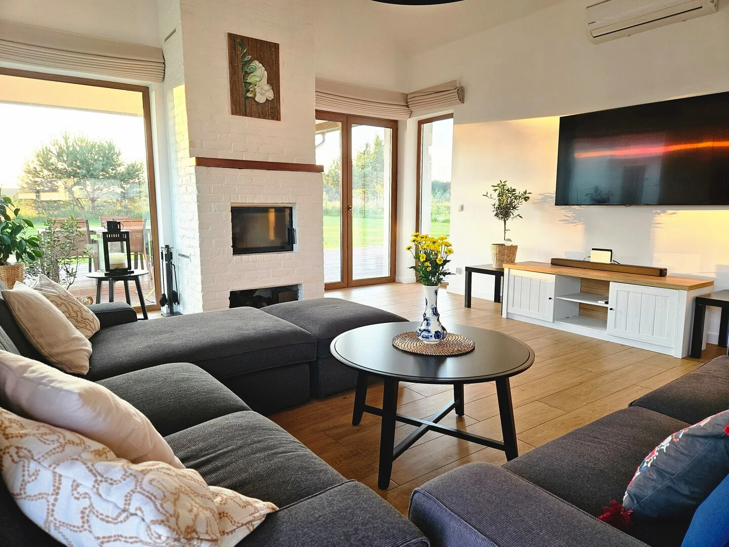 Salon Hhouse