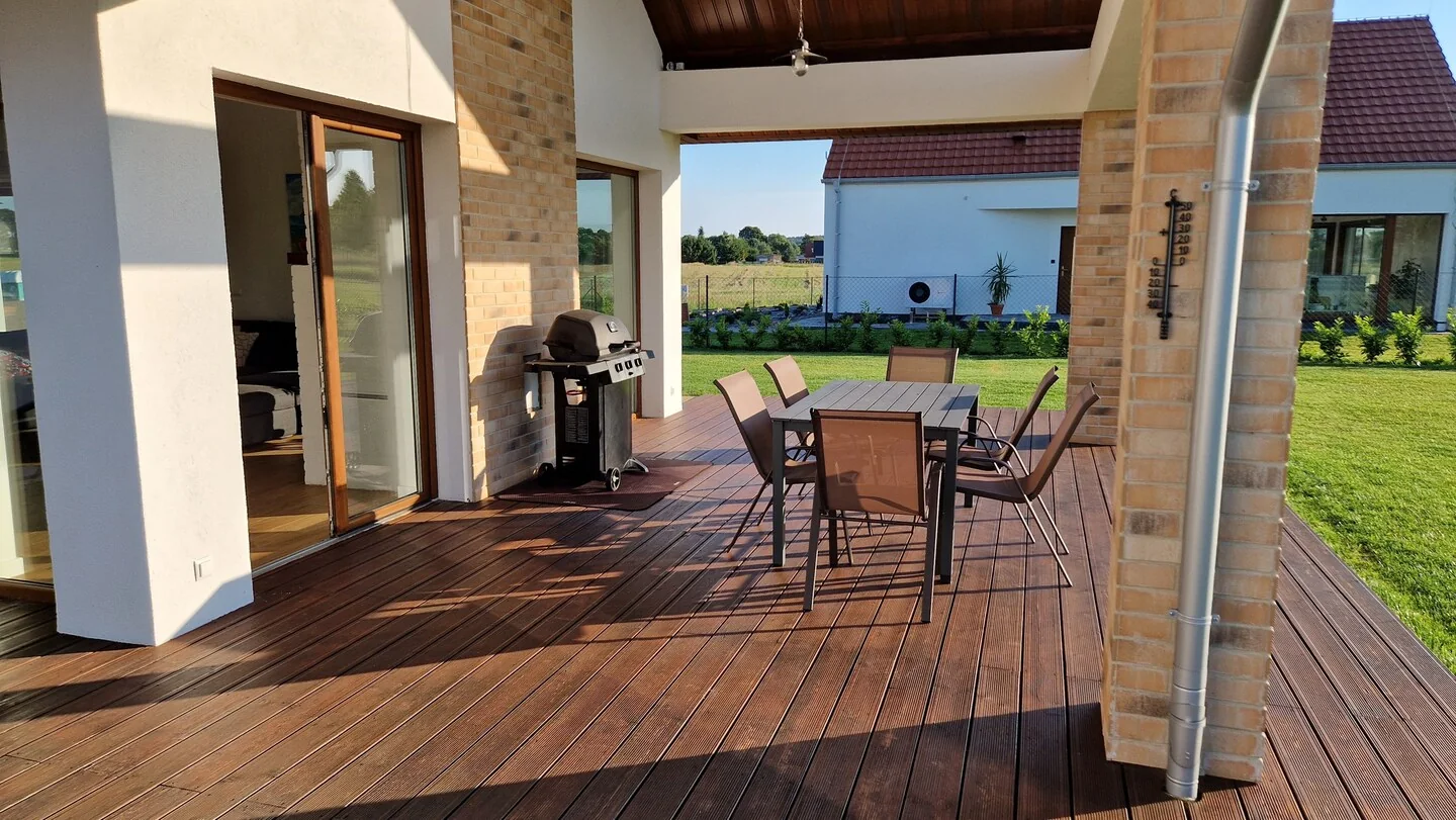 Zadaszony taras Hhouse